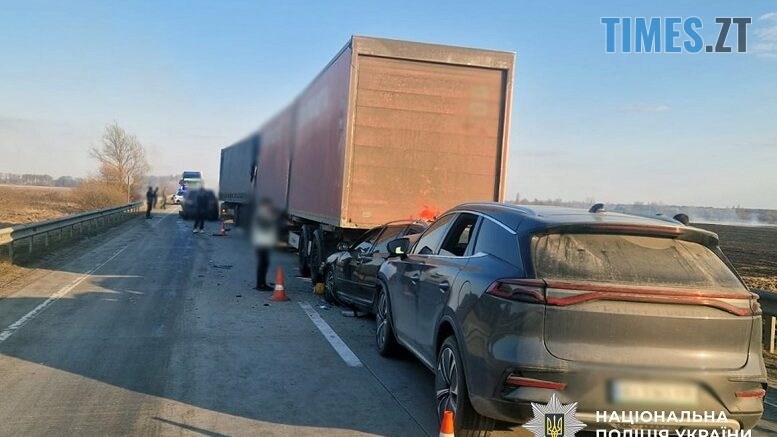 Масштабна «автотроща» на трасі Київ — Ковель: серед травмованих — діти