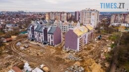 «Заходь і живи»: у Житомирі житловий комплекс для ВПО готовий на 80%