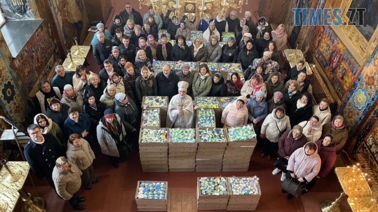 Духовний подарунок до Великодня: 3 тисячі пасок для ЗСУ освятили в Житомирі