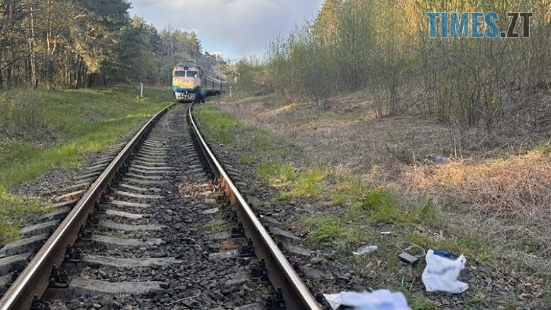 На Житомирщині дизельний потяг травмував 21-річну дівчину