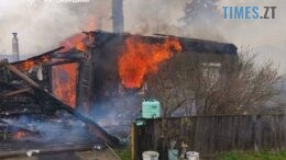 Масштабна пожежа під Житомиром: вогонь охопив 160 кв. м житлового будинку