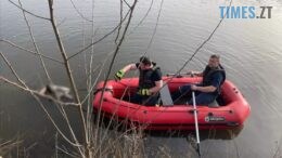 На Житомирщині рятувальники дістали тіло чоловіка з річки Уж