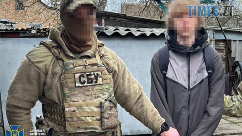 Вибухівка у рюкзаку та зброя поштою: російські спецслужби готували українських підлітків до масових вбивств у школах