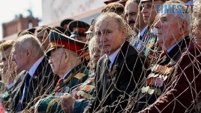 кремлівська завіса: путін заборонив іноземним ЗМІ висвітлювати парад та запровадив цензуру трансляції