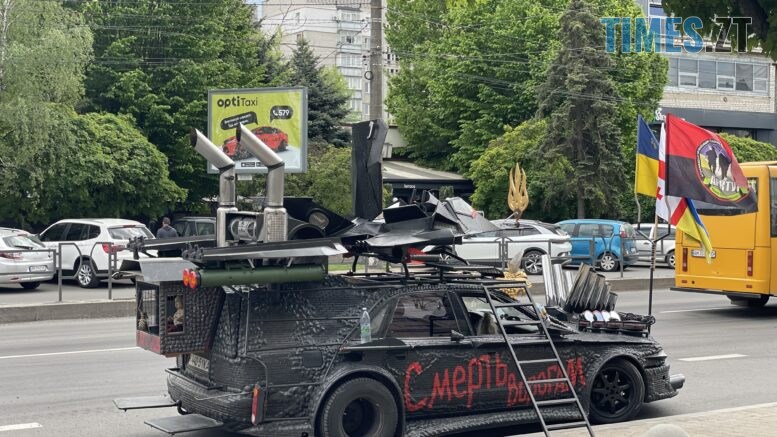 Порцеляну та вишивку з Баранівки показують краєзнавчому музеї у Житомирі