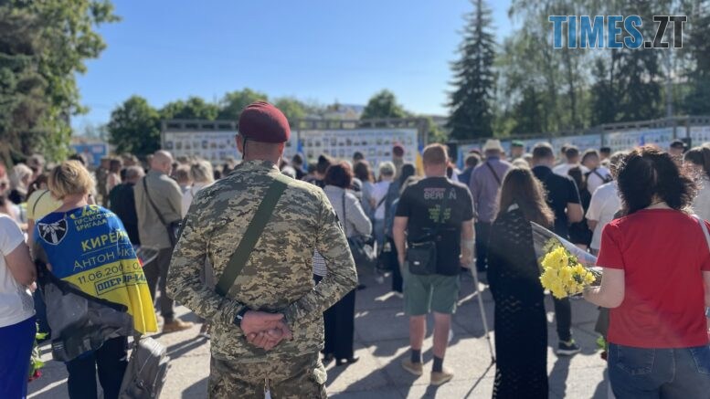 День Героїв у Житомирі - вшанування пам'яті полеглих і покладання квітів