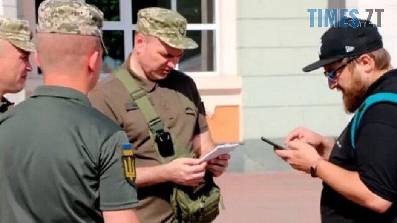 Від примусу до сервісу: чи стануть «Офіси резерву+» людяною альтернативою ТЦК?