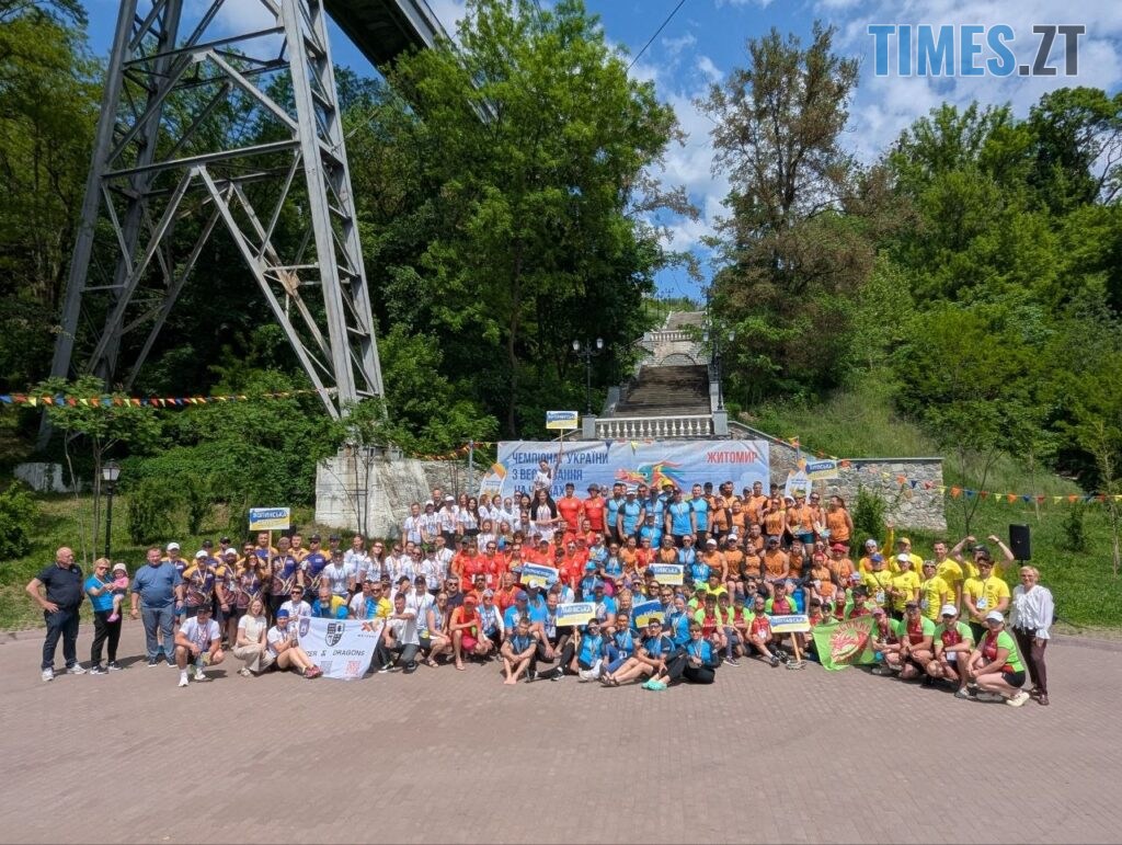Житомир вирує емоціями: на набережній тривають гонки човнів «Дракон»