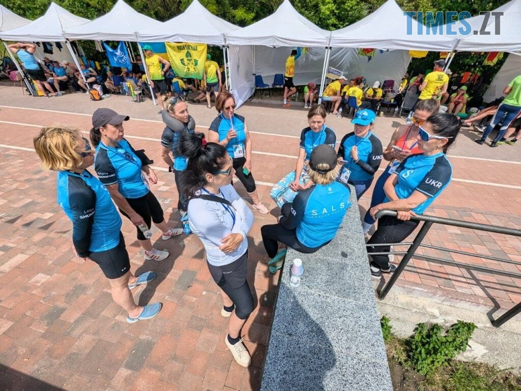 Житомир вирує емоціями: на набережній тривають гонки човнів «Дракон»