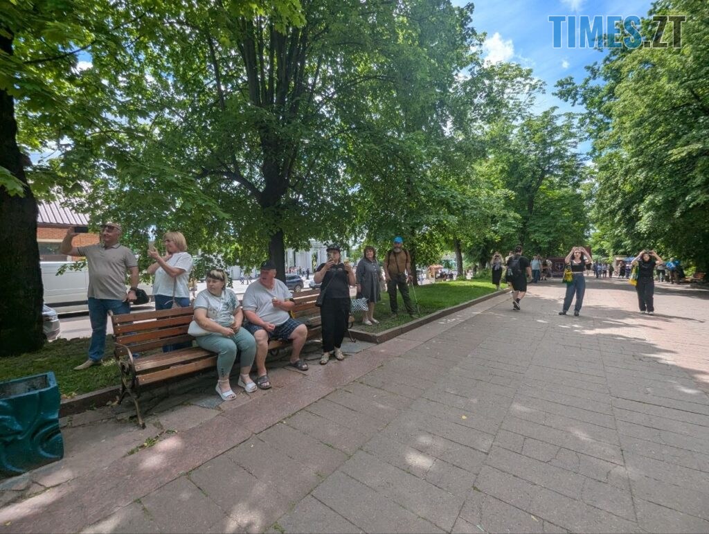 Ультрас рух WZTF  запалив Житомир  фанатським маршем до Дня Героїв України (ФОТО)