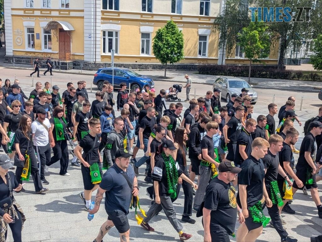 Ультрас рух WZTF  запалив Житомир  фанатським маршем до Дня Героїв України (ФОТО)