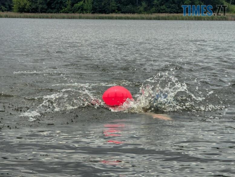 Вода +15°C і жодних компромісів: у Житомирі стартував «Кубок трьох річок» (ФОТО)