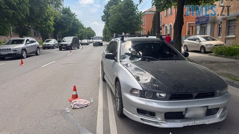 У Житомирі під колеса автомобіля потрапила літня жінка: поліція з'ясовує обставини