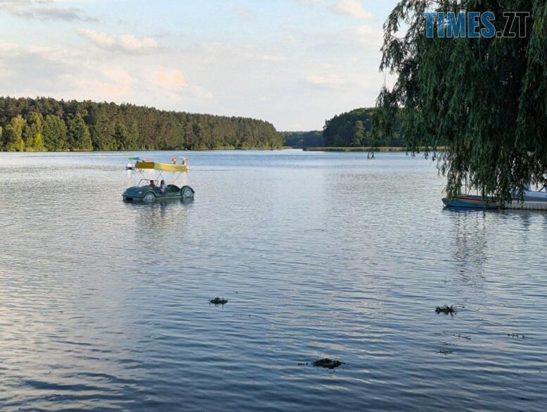 Вінки, річка і теплий вечір: у Житомирі відбулися Купальські вечорниці (ФОТО)