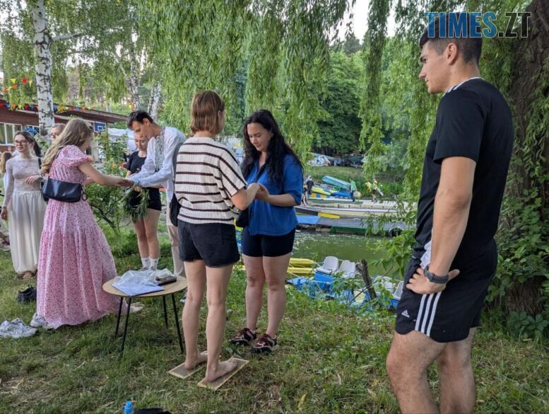 Вінки, річка і теплий вечір: у Житомирі відбулися Купальські вечорниці (ФОТО)
