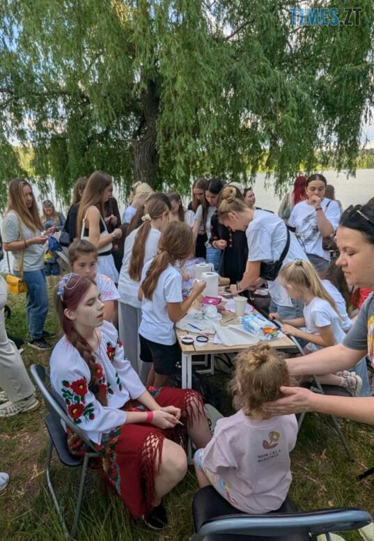 Вінки, річка і теплий вечір: у Житомирі відбулися Купальські вечорниці (ФОТО)