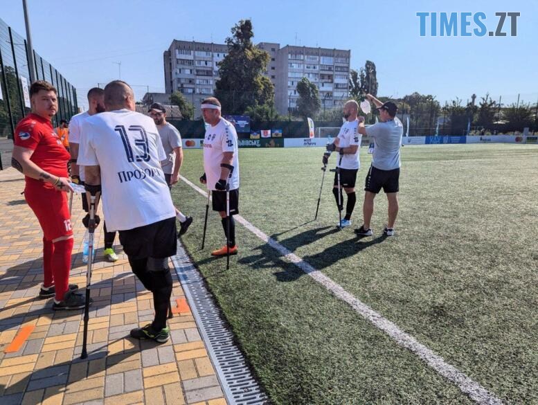 Над полем — у повітрі: як у Житомирі проходить чемпіонат України з ампфутболу (ФОТО)