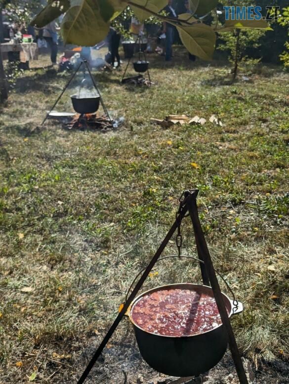 Борщ на багатті