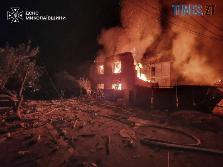 знищений російськими терористами приватний будинок на Миколаївщині