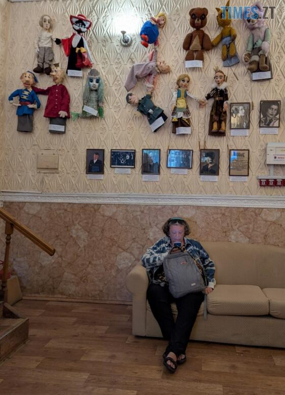 По той бік ширми: у Житомирі згадували 92 роки історії театру ляльок (ФОТО)