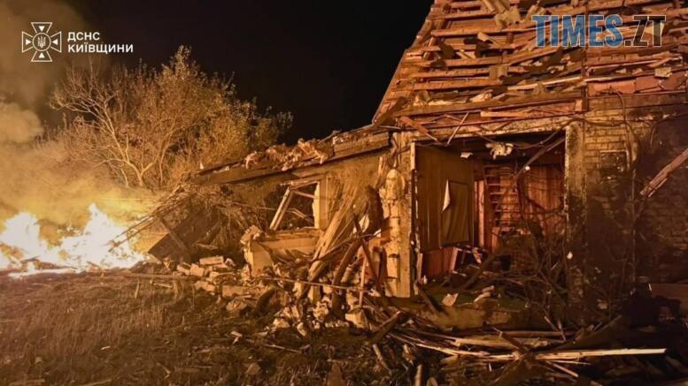 зруйнований внаслідок удару рашистів будинок на Київщині