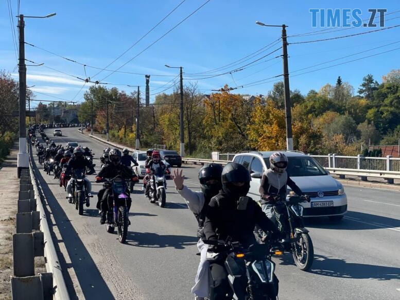 КОЛНА МОТОЦИКЛІСТІВ СТАРТУВАЛА ВІД МОНУМЕНТУ СЛАВИ